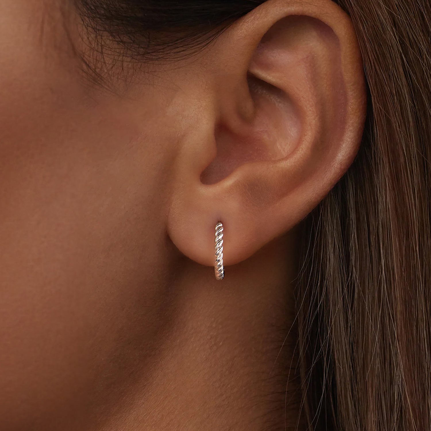 925 Sterling Silver Plated White Gold Earrings Size 1.4x0.2cm for Women