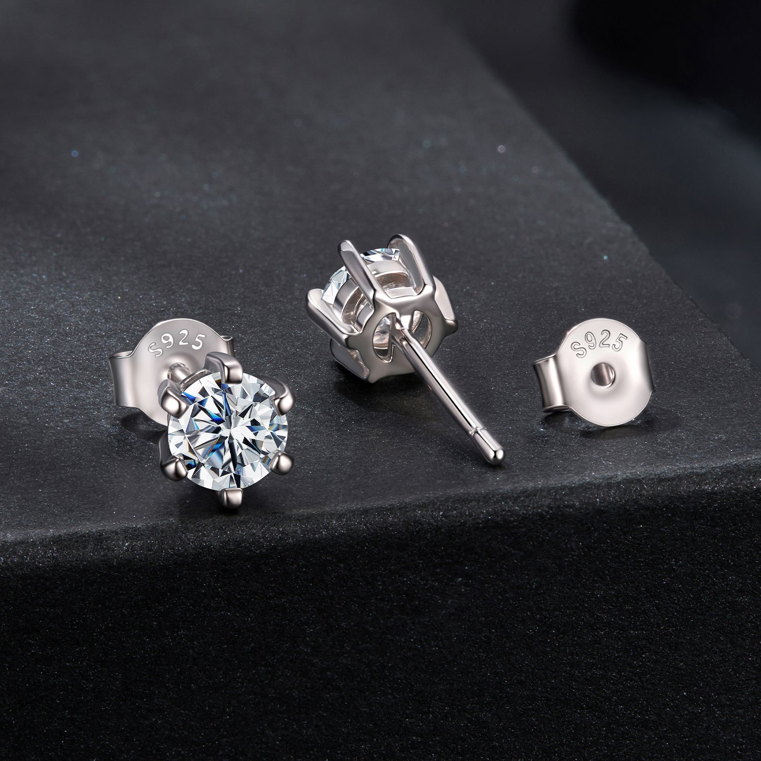 925 Sterling Silver 0.65 Carat Moissanite Earrings for Women