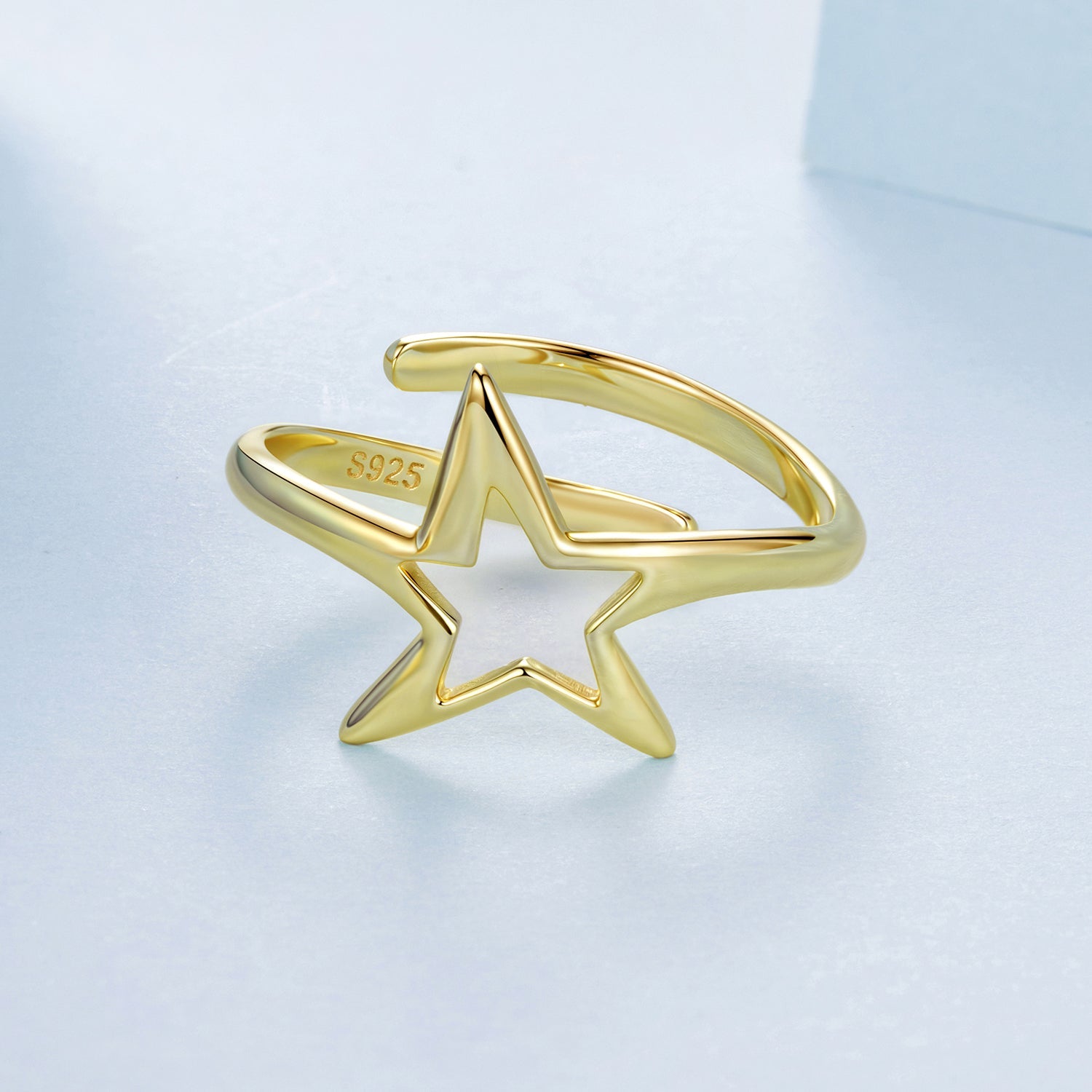 925 Sterling Silver Plated Gold 1.40cm Star Ring
