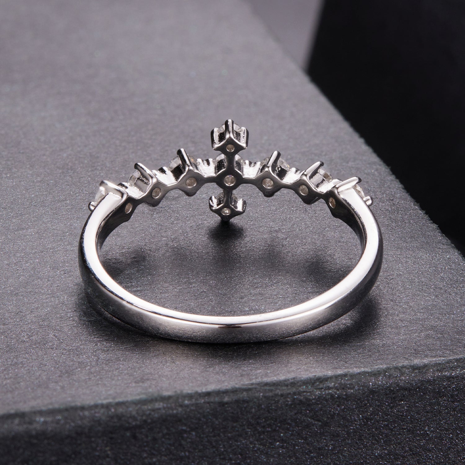 925 Sterling Silver Moissanite 0.15-0.20 Carat Ring for Women, Size 6