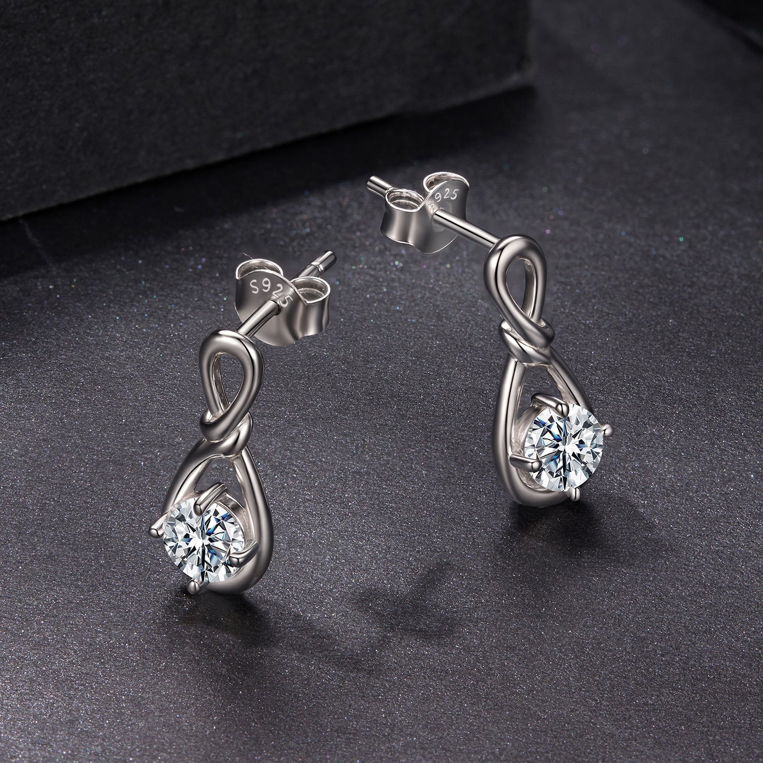 925 Sterling Silver 0.5 Carat Moissanite Earrings for Women