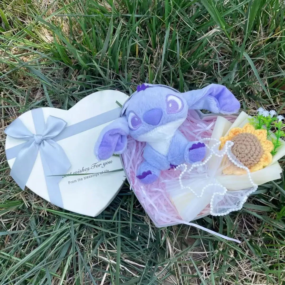 Kawaii Stitch Plush Gift Box – Heart Shaped with Roses, Valentine’s Day Gift Set