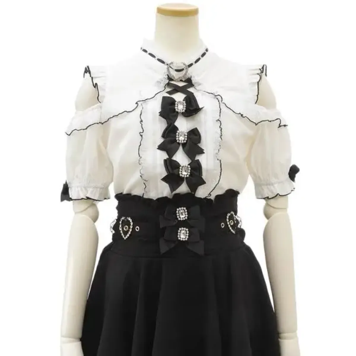 High Waist Lolita Skirt – Lace Trim & Bow Detail