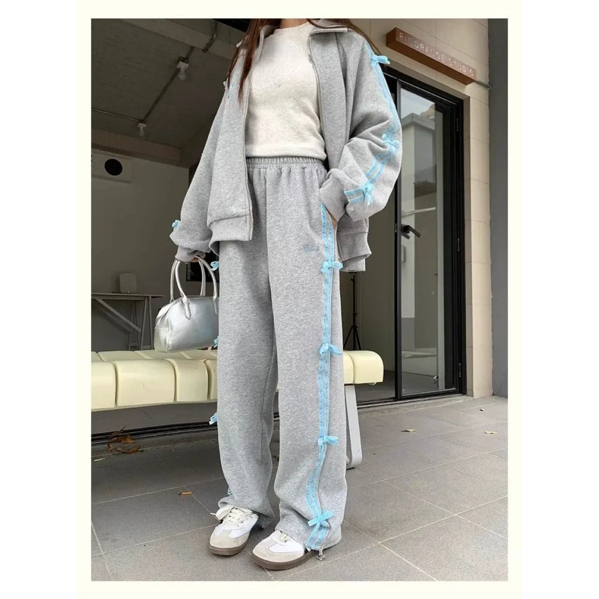 Kawaii Bow Tracksuit – Striped Sweatshirt & Casual Pants