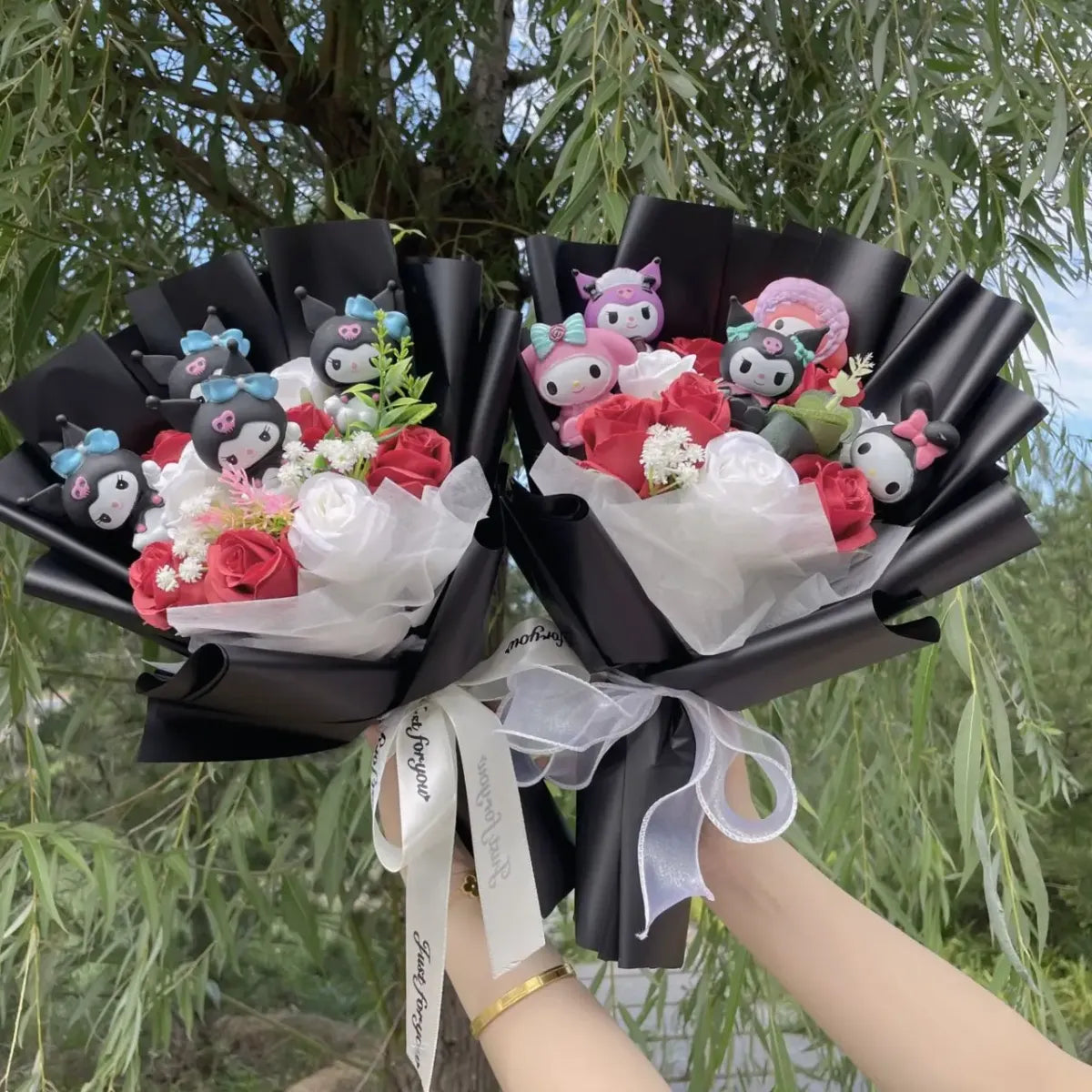 Hello Kitty Sanrio Character Bouquet – Kawaii Gift for Valentine’s, Birthday