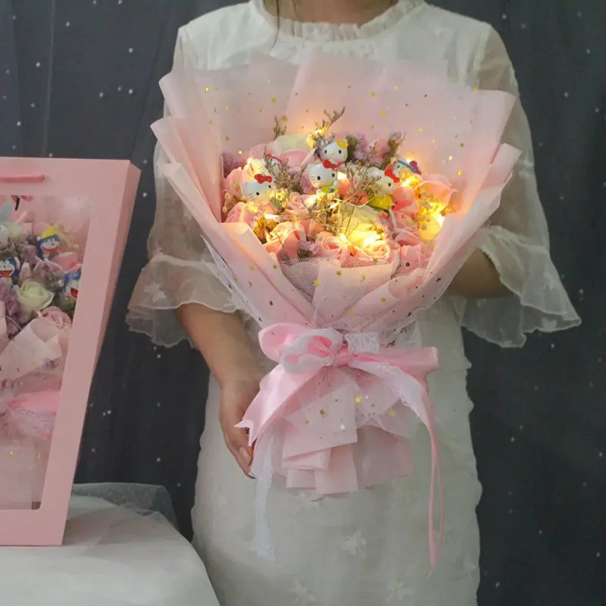 LED Light Hello Kitty Bouquet - My Melody, Cinnamoroll, Kuromi Edition