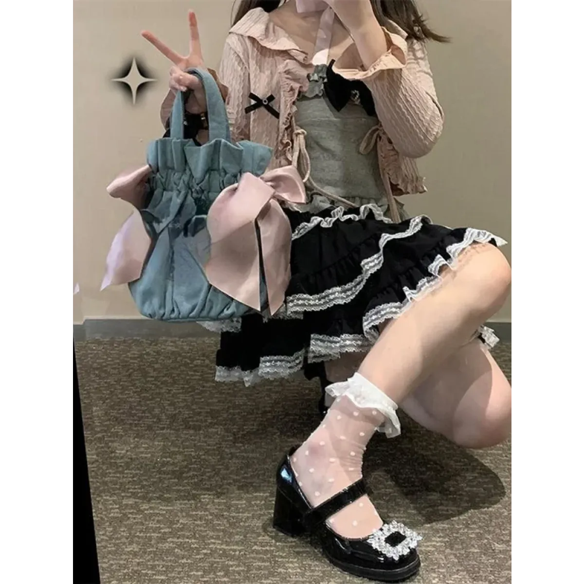 Lace Mini Cake Lolita Skirt – High Waist Ruffle Bow Detail