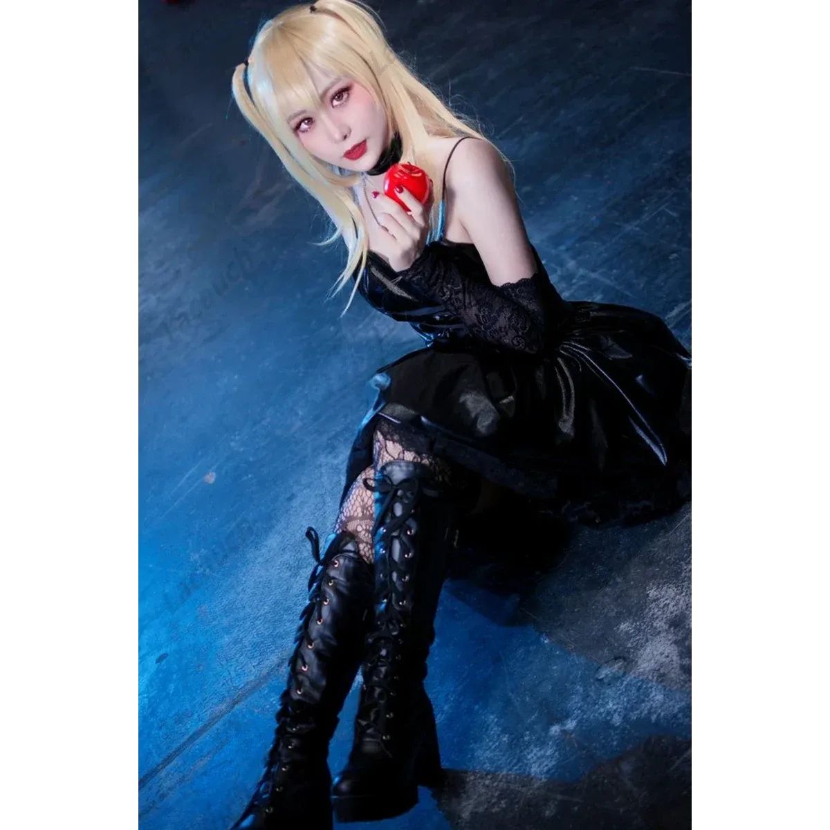 Misa Amane Gothic Cosplay Costume – Dress with Lace & Accessories