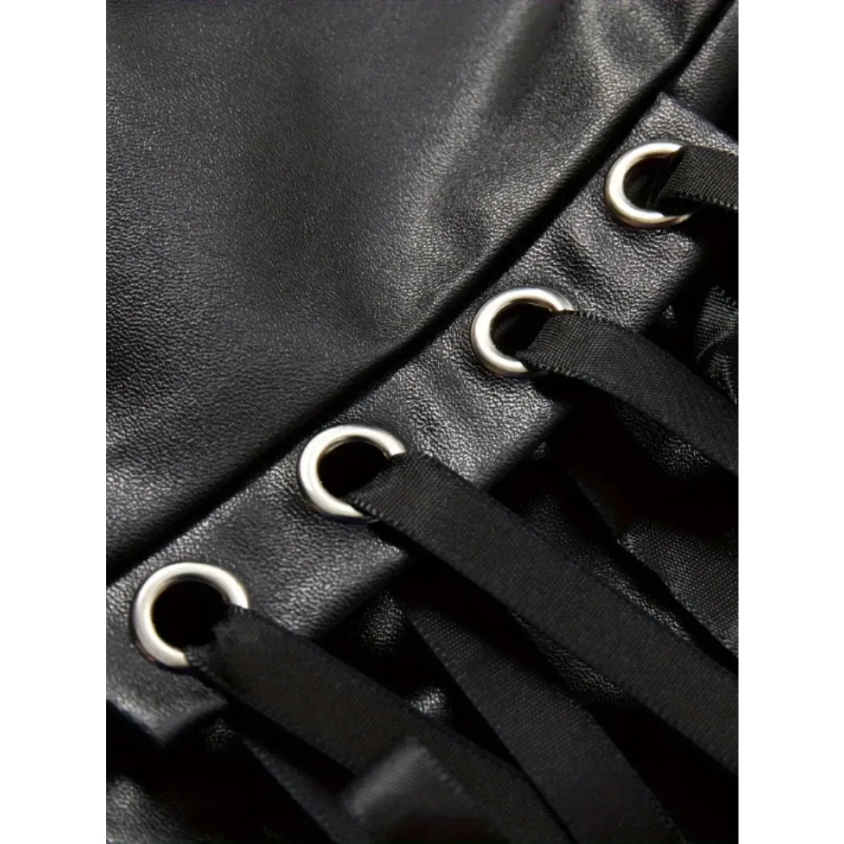 Misa Amane Gothic Cosplay Costume – Dress with Lace & Accessories