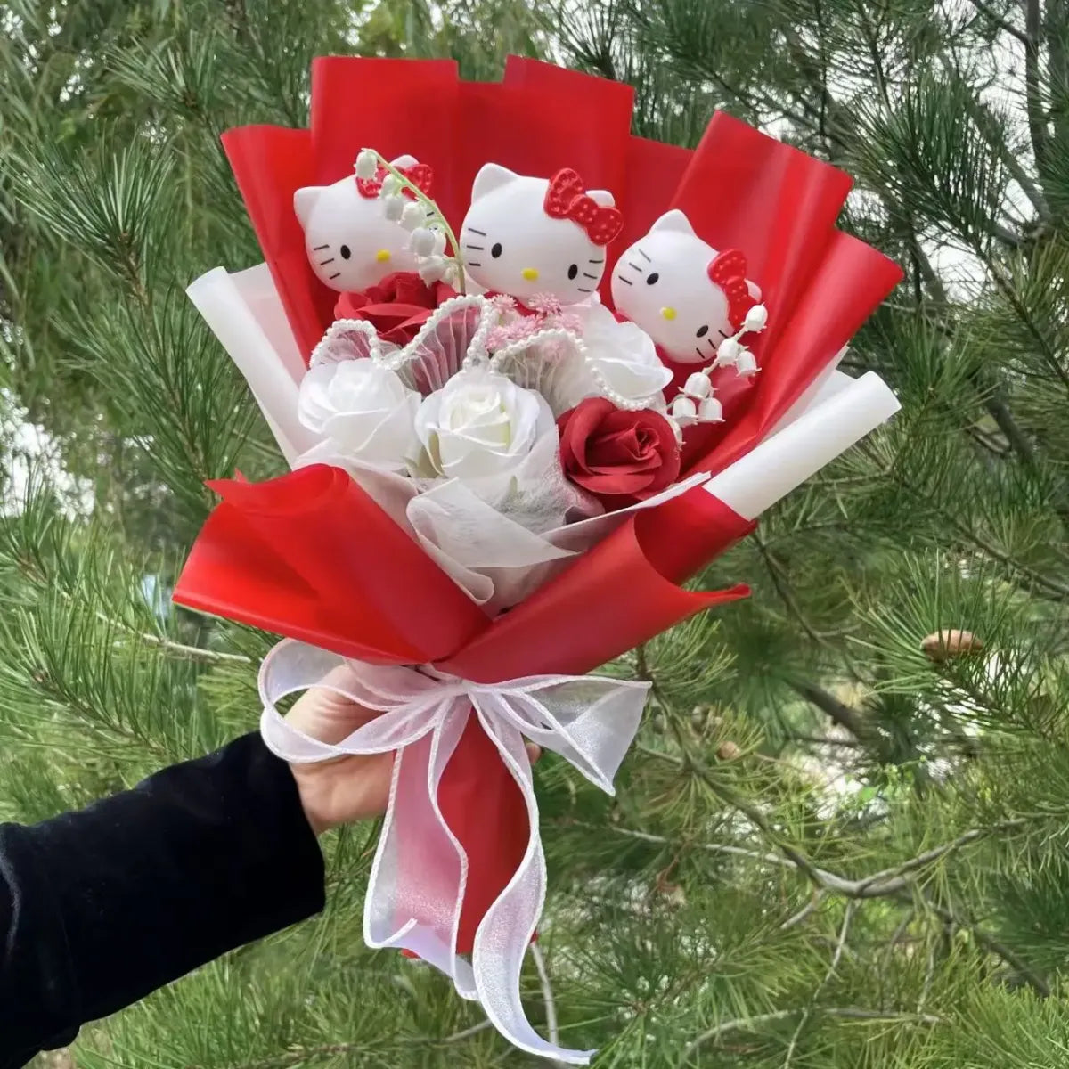 Kawaii Hello Kitty Plush Bouquet – Sanrio Flower Gift for Birthdays