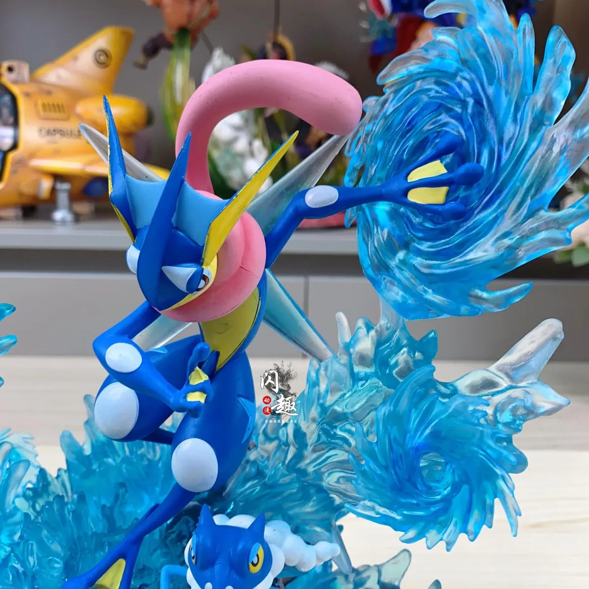 Pokemon Evolution Figures - Charizard, Eevee, Mewtwo, Gengar