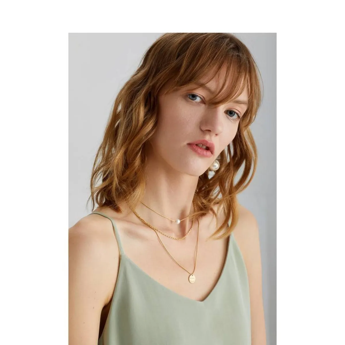 Sleeveless V-Neck Tops