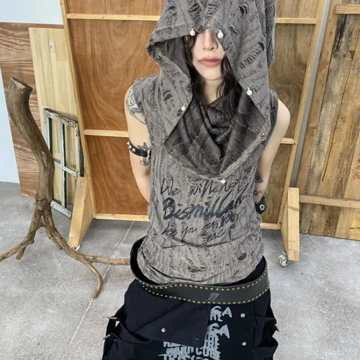 Distressed Hoodie Tank Top – Y2K Grunge Pearl Detail Tee