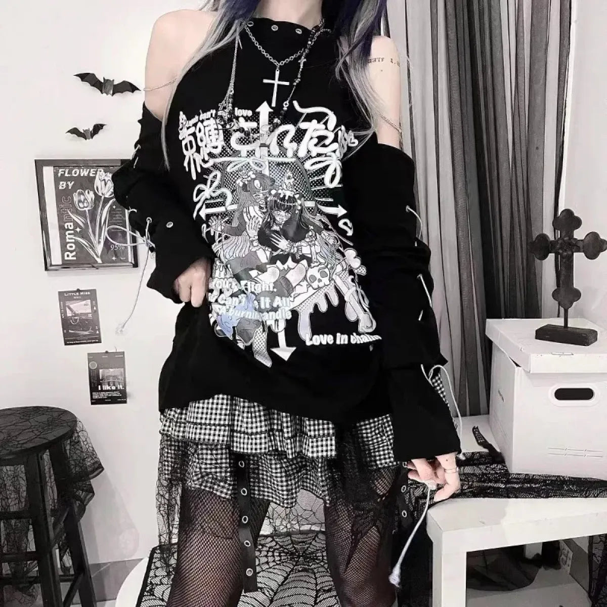 Off-Shoulder Gothic Harajuku Shirt – Y2K Punk Aesthetic